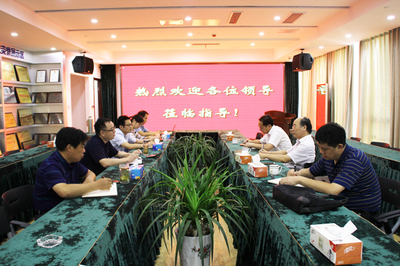 邗江區糧食局姚正根局長一行蒞臨公司考察指導，共謀糧食市場管理服務新發展